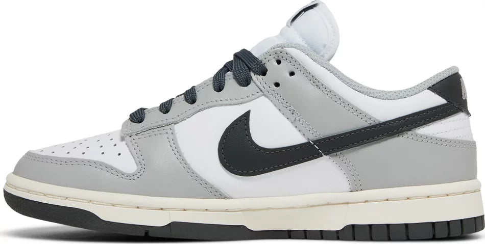 Nike Dunk Low (W) 'Light Smoke Grey'