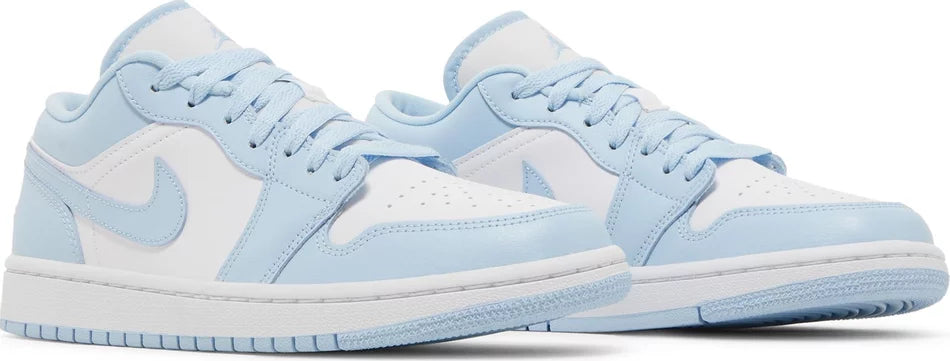 Air Jordan 1 Low (W) 'Ice Blue'