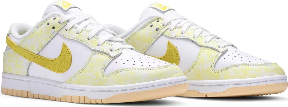 Nike Dunk Low (W) 'Yellow Strike'